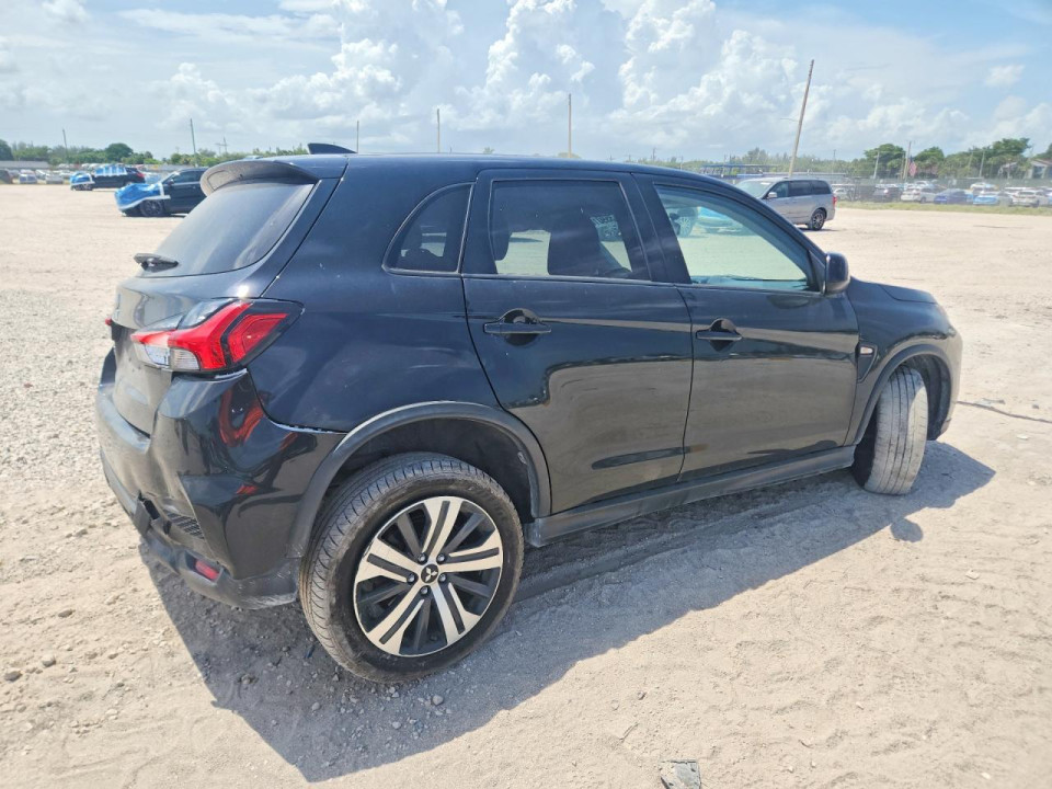 Mitsubishi OUTLANDER 2020 — Copart