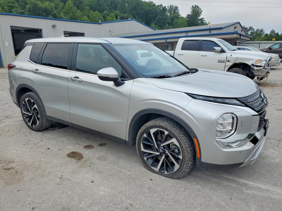 Mitsubishi OUTLANDER 2024 — Copart