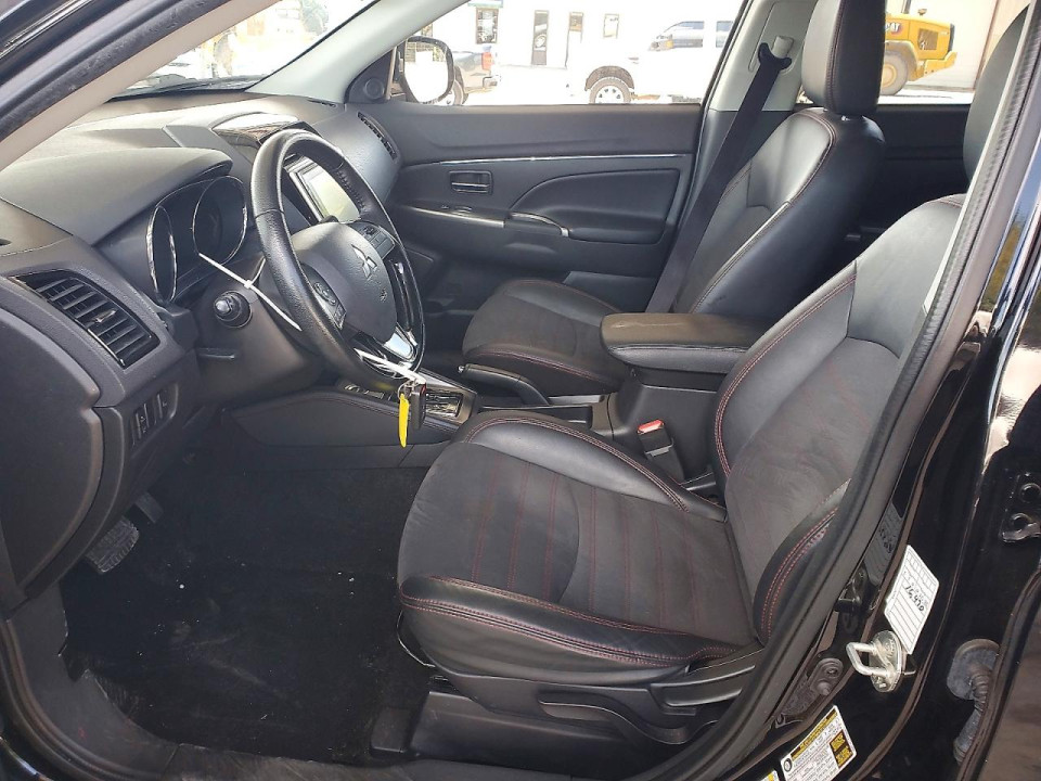 Mitsubishi OUTLANDER 2023 — Copart