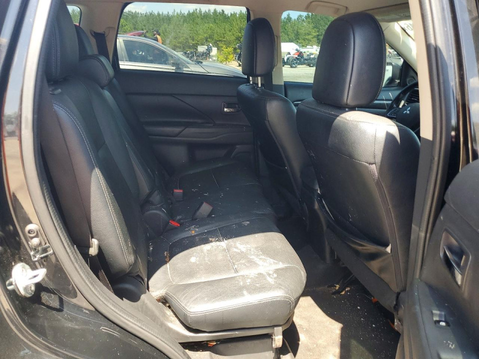 Mitsubishi OUTLANDER 2016 — Copart