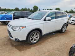 Mitsubishi OUTLANDER 2015 — Copart