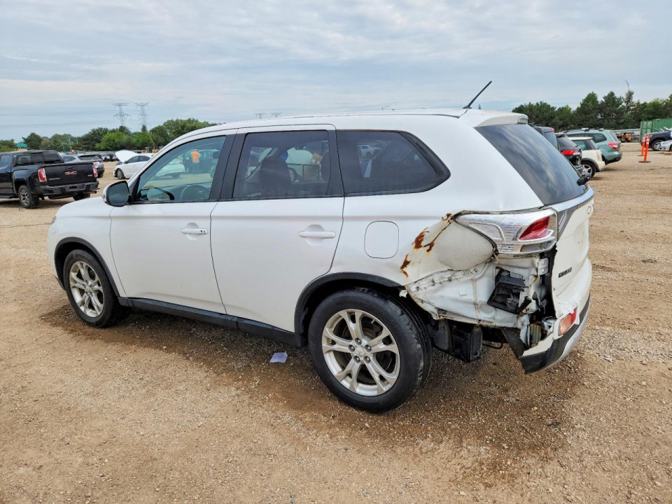Mitsubishi OUTLANDER 2015 — Copart