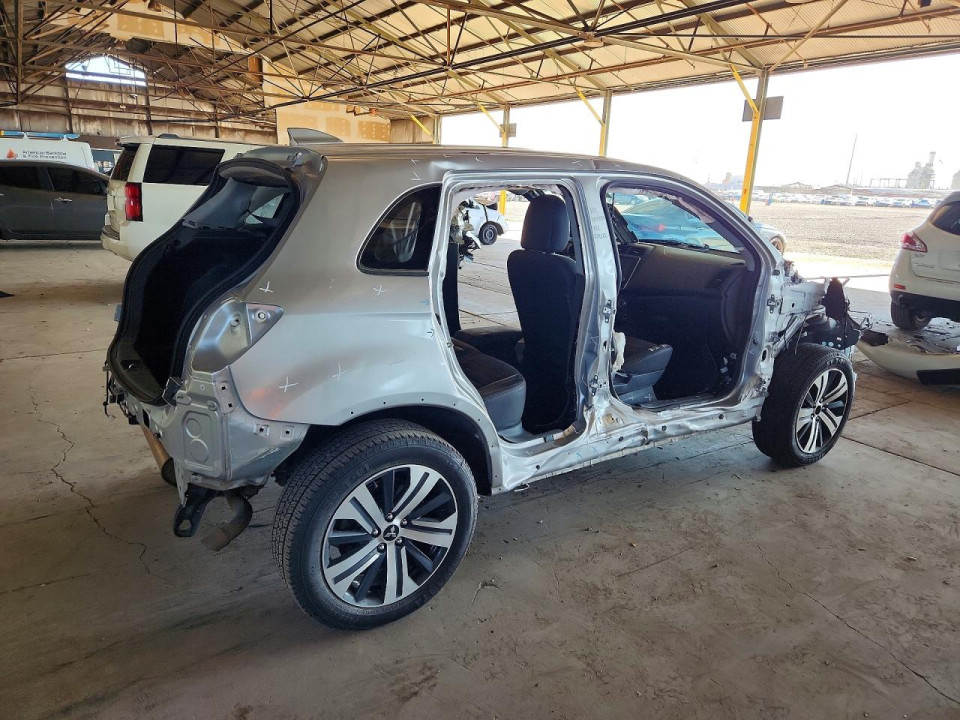 Mitsubishi OUTLANDER 2023 — Copart