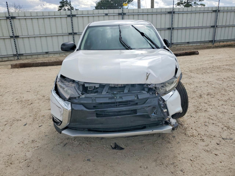 Mitsubishi OUTLANDER 2017 — Copart