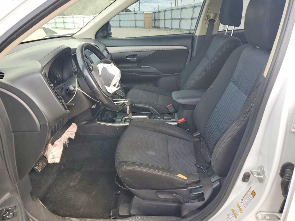 Mitsubishi OUTLANDER 2017 — Copart