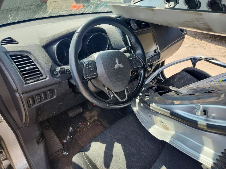 Mitsubishi OUTLANDER 2021 — Copart