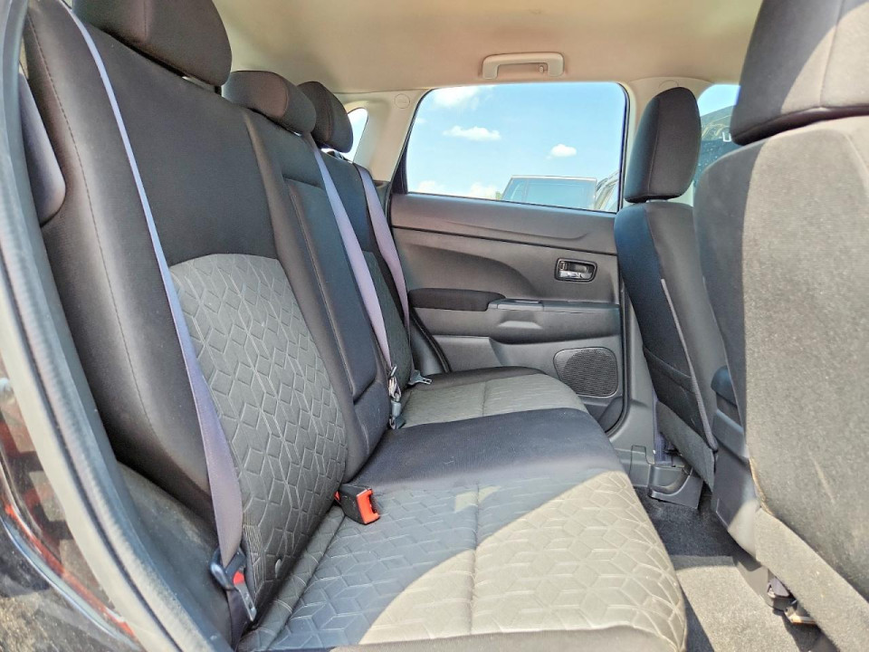 Mitsubishi OUTLANDER 2023 — Copart