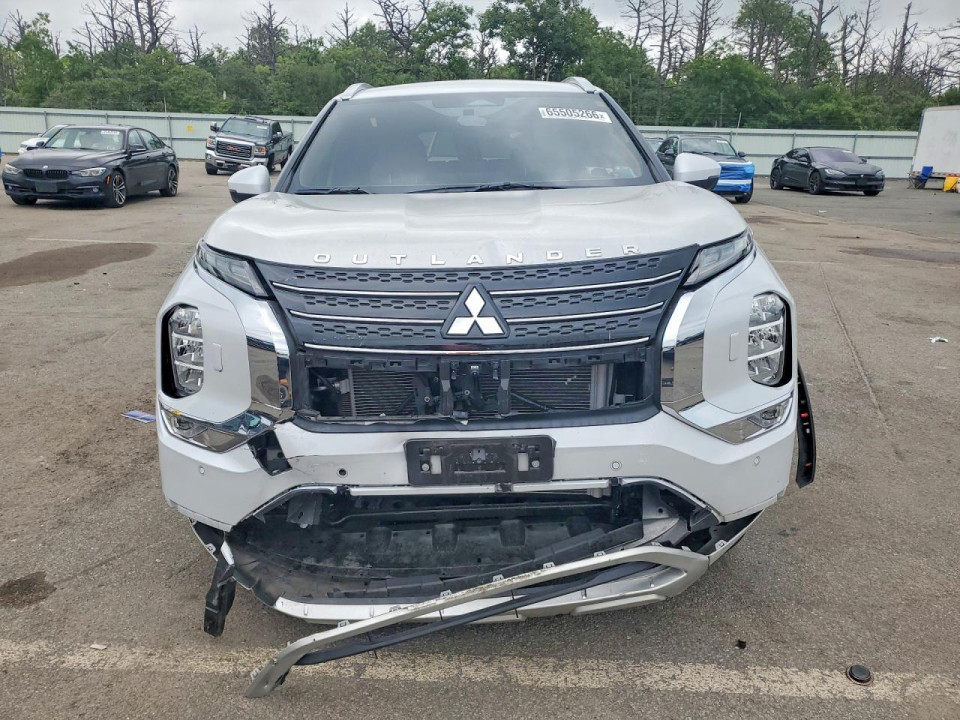 Mitsubishi OUTLANDER 2022 — Copart