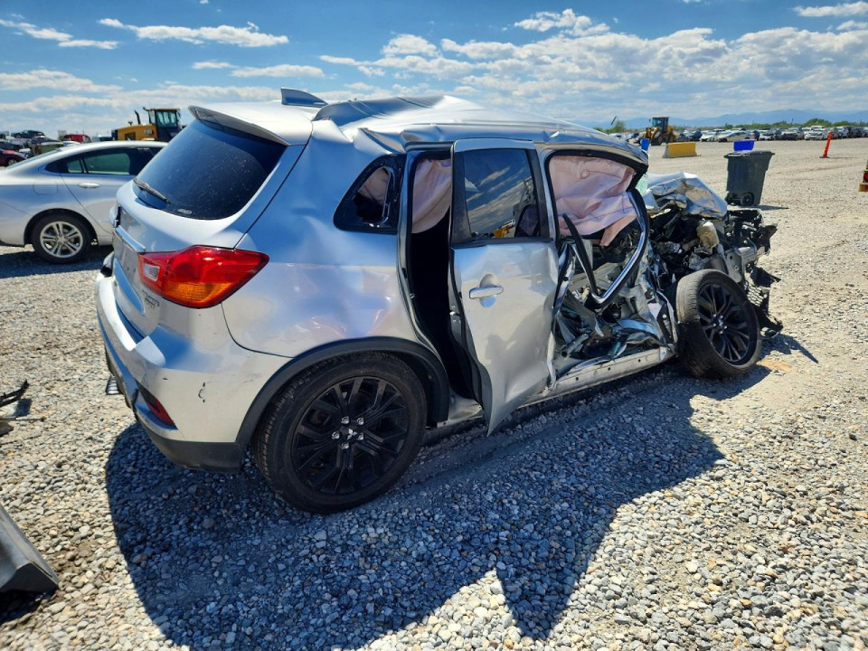 Mitsubishi OUTLANDER 2018 — Copart