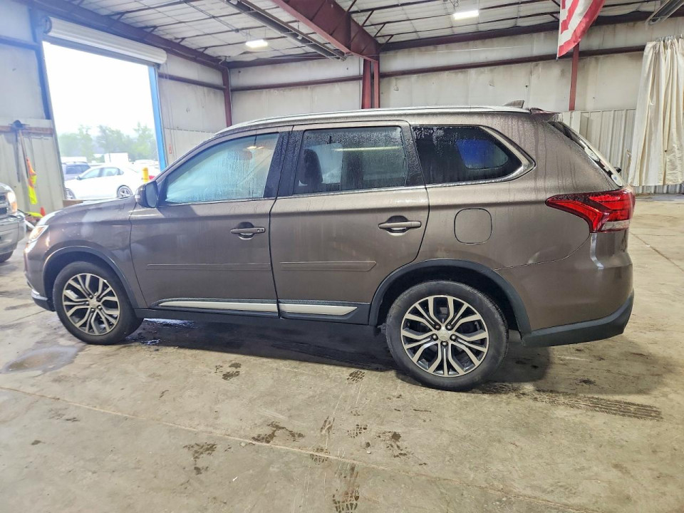 Mitsubishi OUTLANDER 2017 — Copart