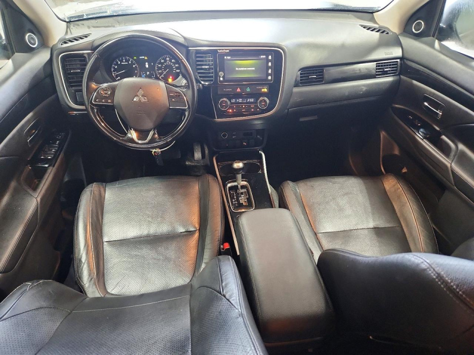 Mitsubishi OUTLANDER 2017 — Copart