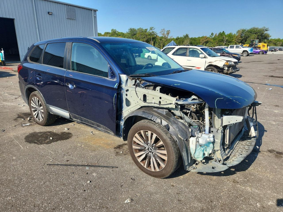 Mitsubishi OUTLANDER 2020 — Copart