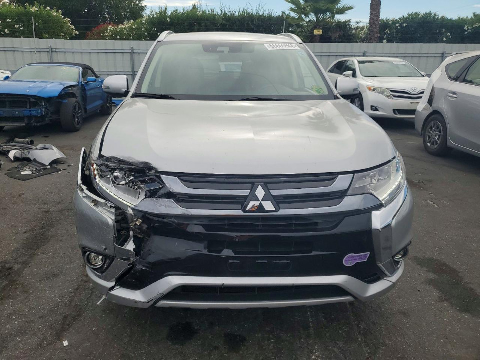 Mitsubishi OUTLANDER 2018 — Copart