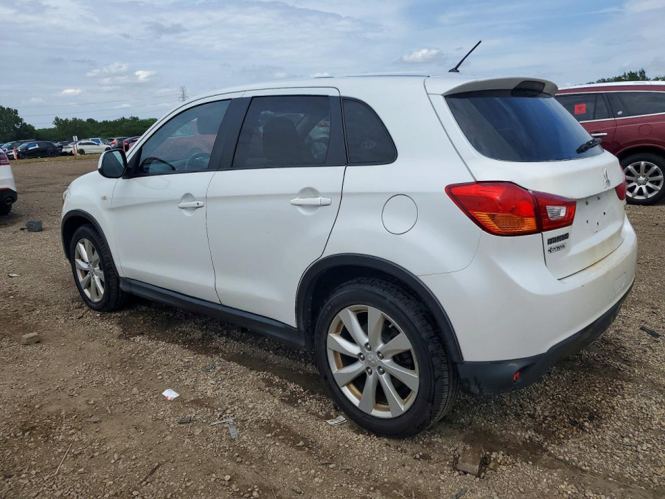 Mitsubishi OUTLANDER 2014 — Copart