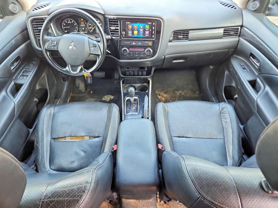 Mitsubishi OUTLANDER 2017 — Copart