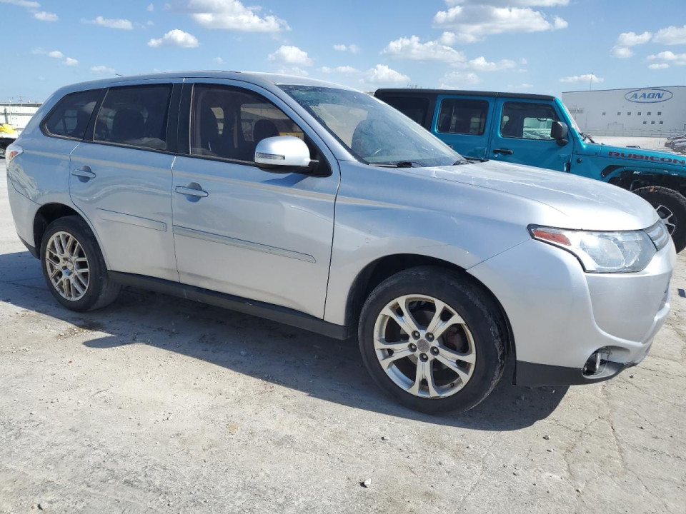 Mitsubishi OUTLANDER 2014 — Copart