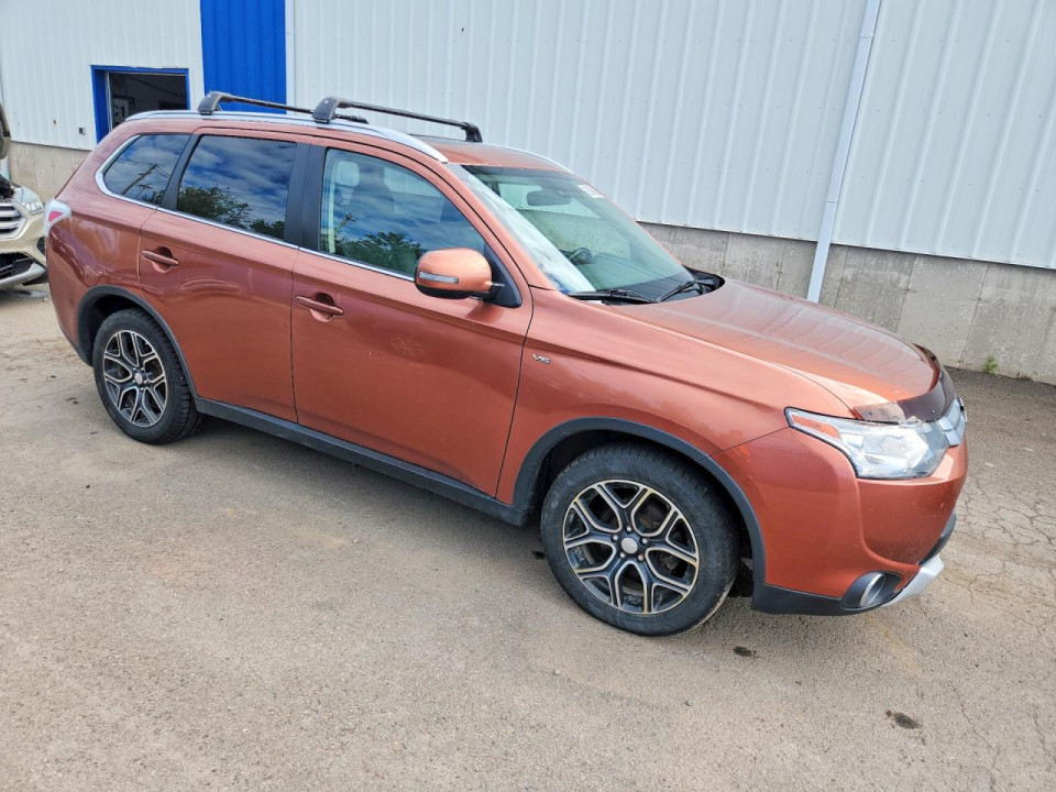 Mitsubishi OUTLANDER 2015 — Copart
