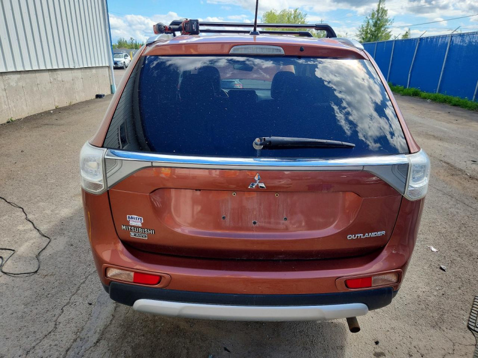 Mitsubishi OUTLANDER 2015 — Copart