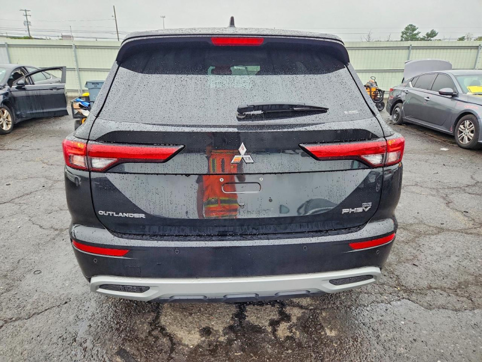 Mitsubishi OUTLANDER 2023 — Copart