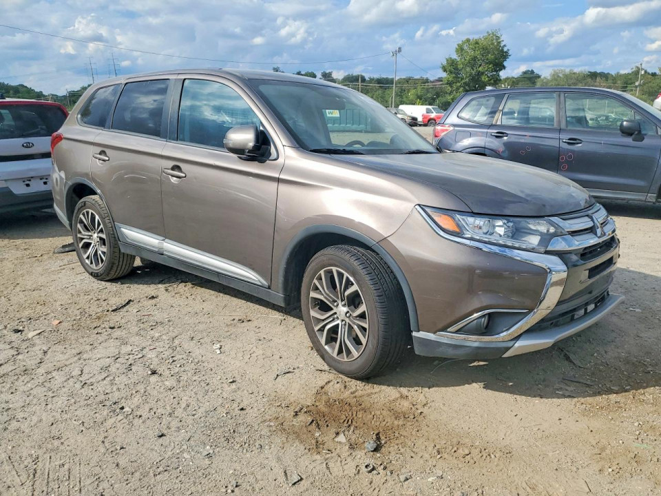 Mitsubishi OUTLANDER 2017 — Copart