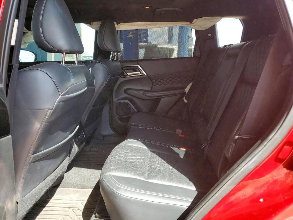 Mitsubishi OUTLANDER 2024 — Copart