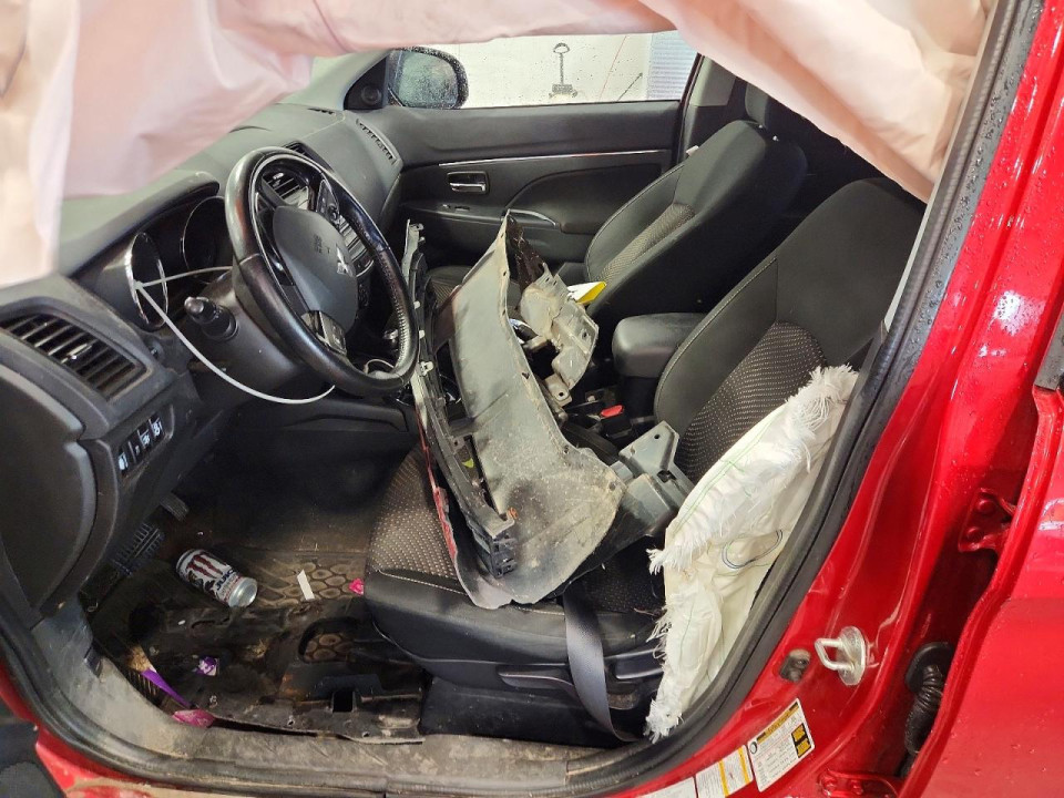 Mitsubishi OUTLANDER 2016 — Copart