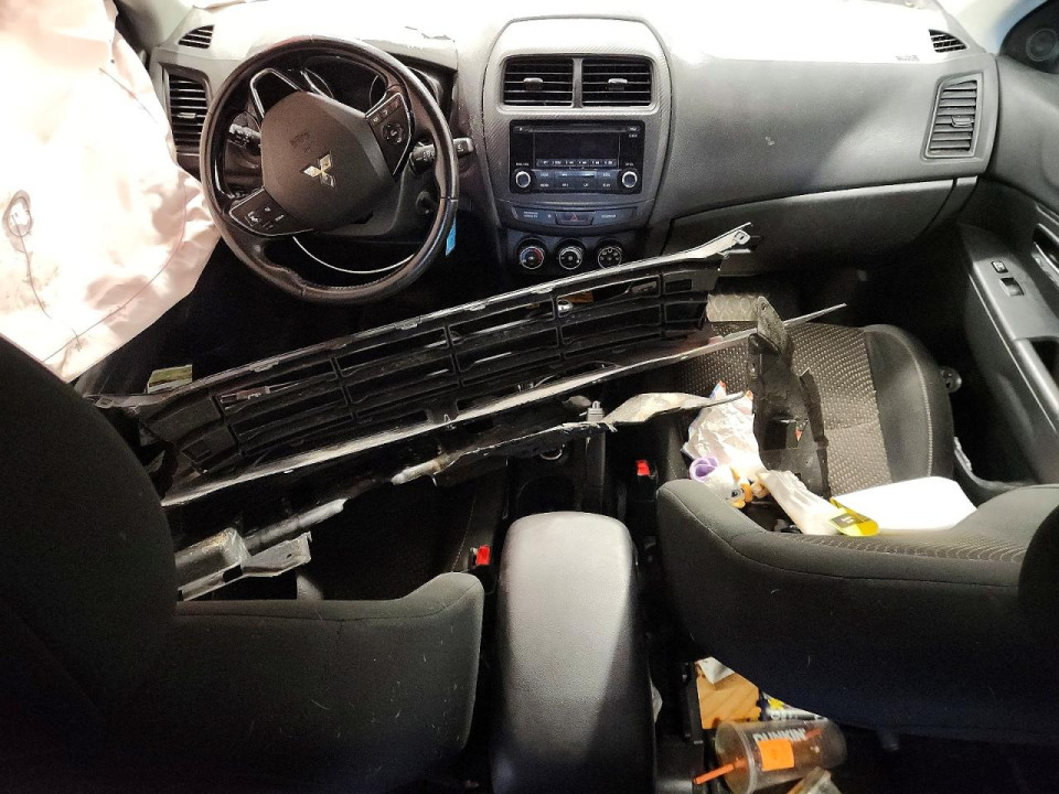 Mitsubishi OUTLANDER 2016 — Copart