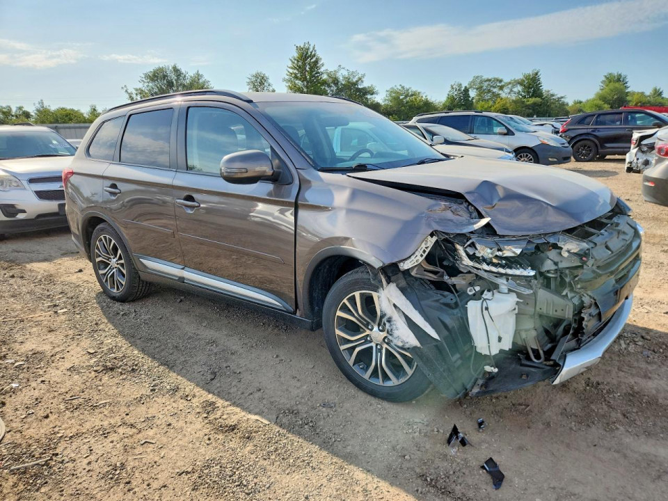 Mitsubishi OUTLANDER 2016 — Copart