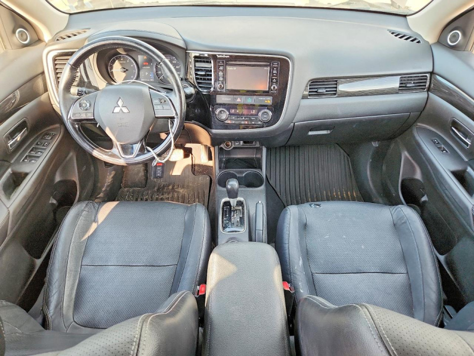 Mitsubishi OUTLANDER 2016 — Copart