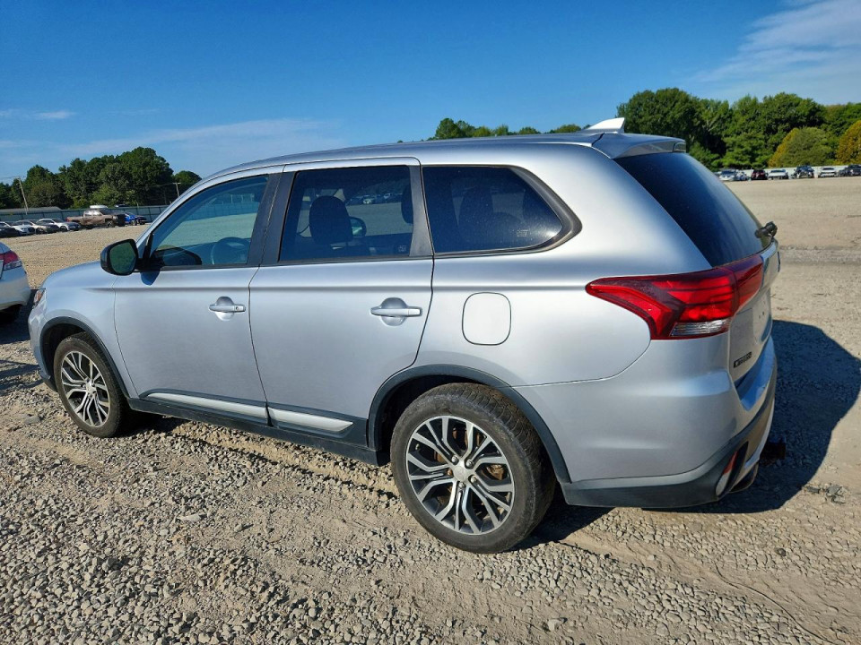 Mitsubishi OUTLANDER 2017 — Copart