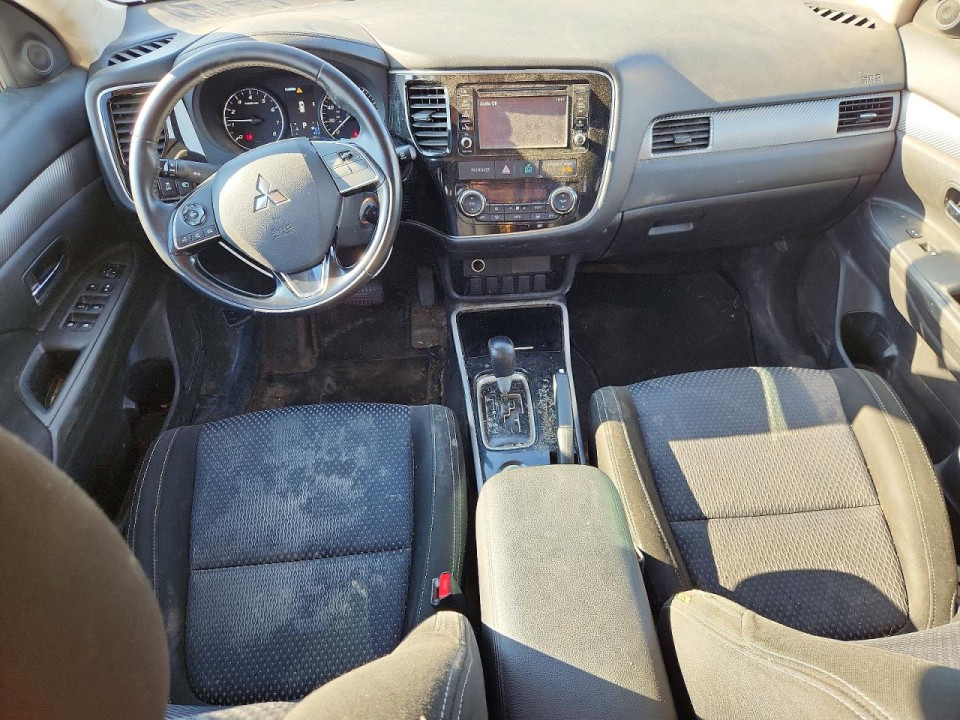 Mitsubishi OUTLANDER 2017 — Copart