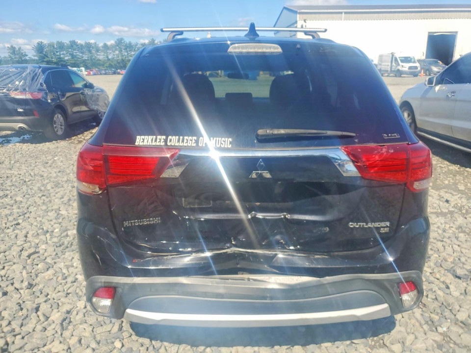 Mitsubishi OUTLANDER 2017 — Copart