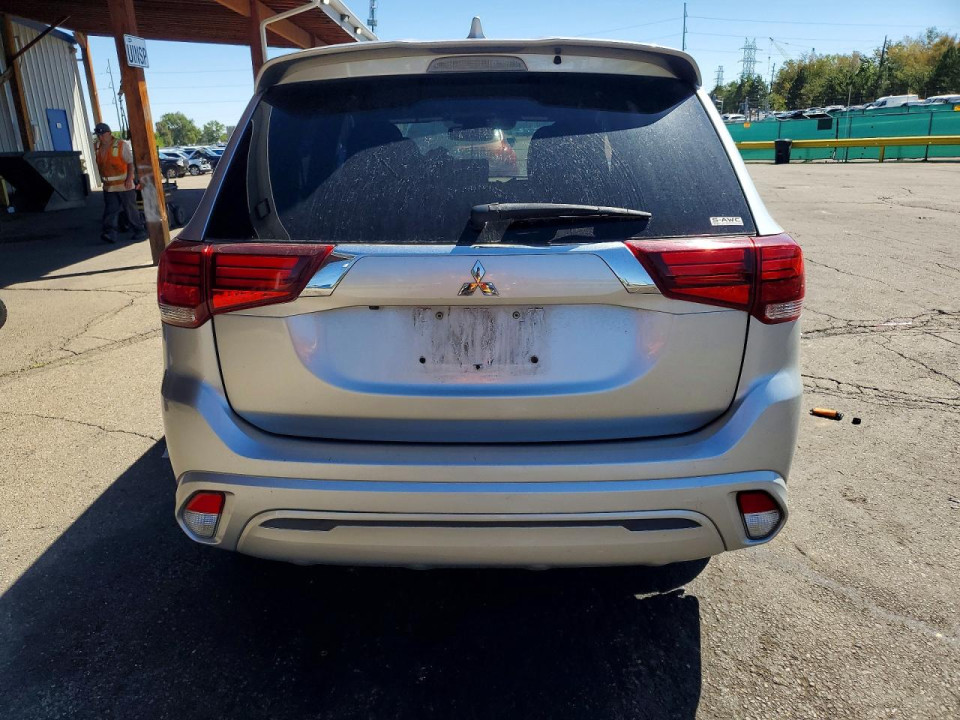 Mitsubishi OUTLANDER 2022 — Copart
