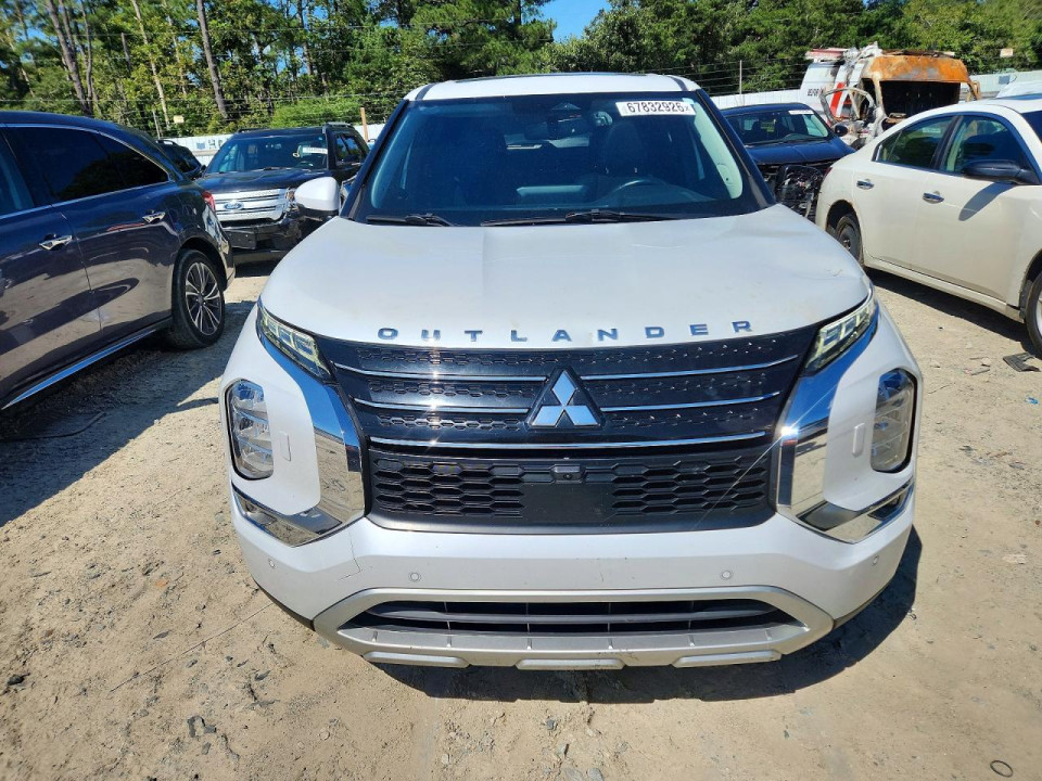 Mitsubishi OUTLANDER 2023 — Copart
