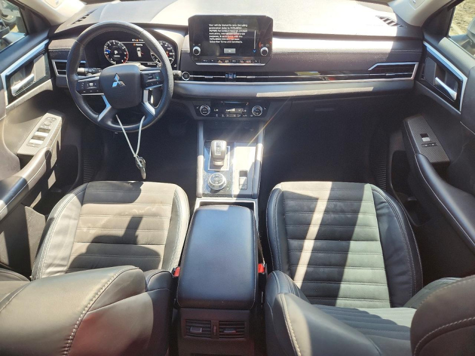 Mitsubishi OUTLANDER 2023 — Copart