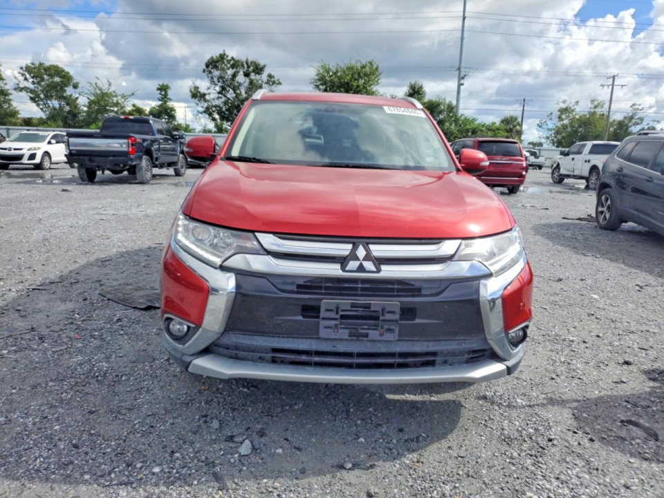 Mitsubishi OUTLANDER 2017 — Copart
