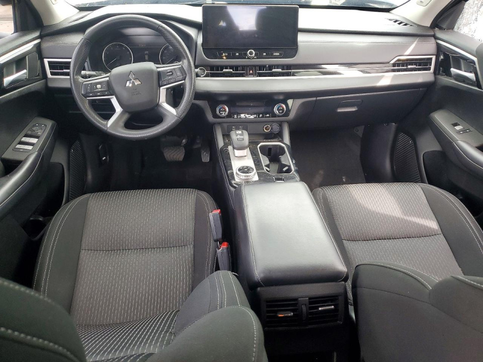 Mitsubishi OUTLANDER 2025 — Copart