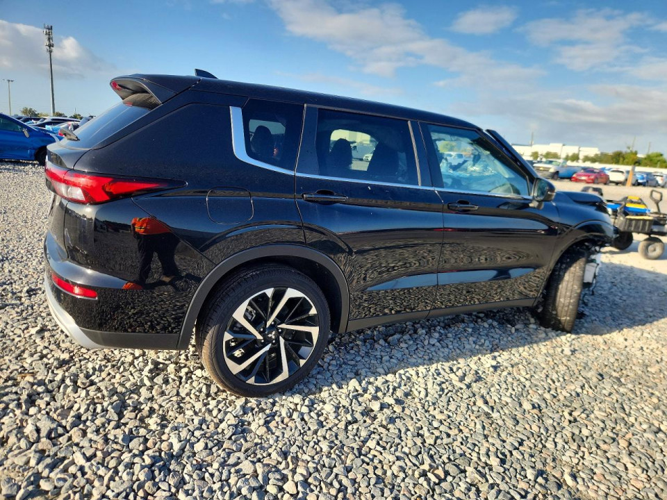 Mitsubishi OUTLANDER 2024 — Copart