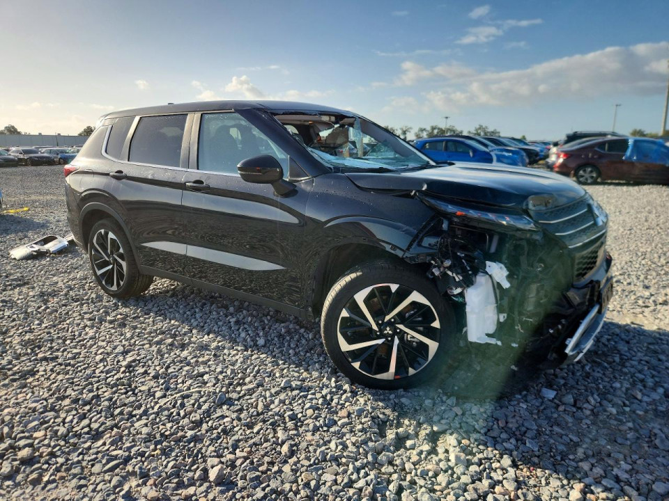 Mitsubishi OUTLANDER 2024 — Copart
