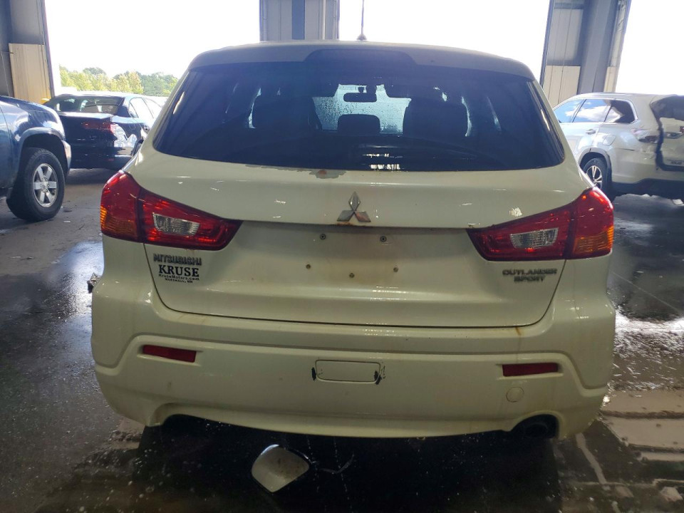 Mitsubishi OUTLANDER 2011 — Copart