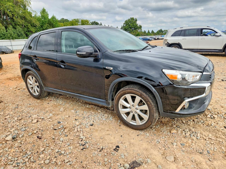 Mitsubishi OUTLANDER 2017 — Copart