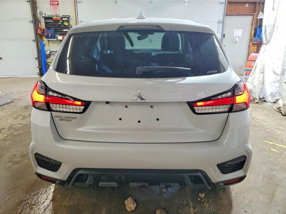 Mitsubishi OUTLANDER 2023 — Copart