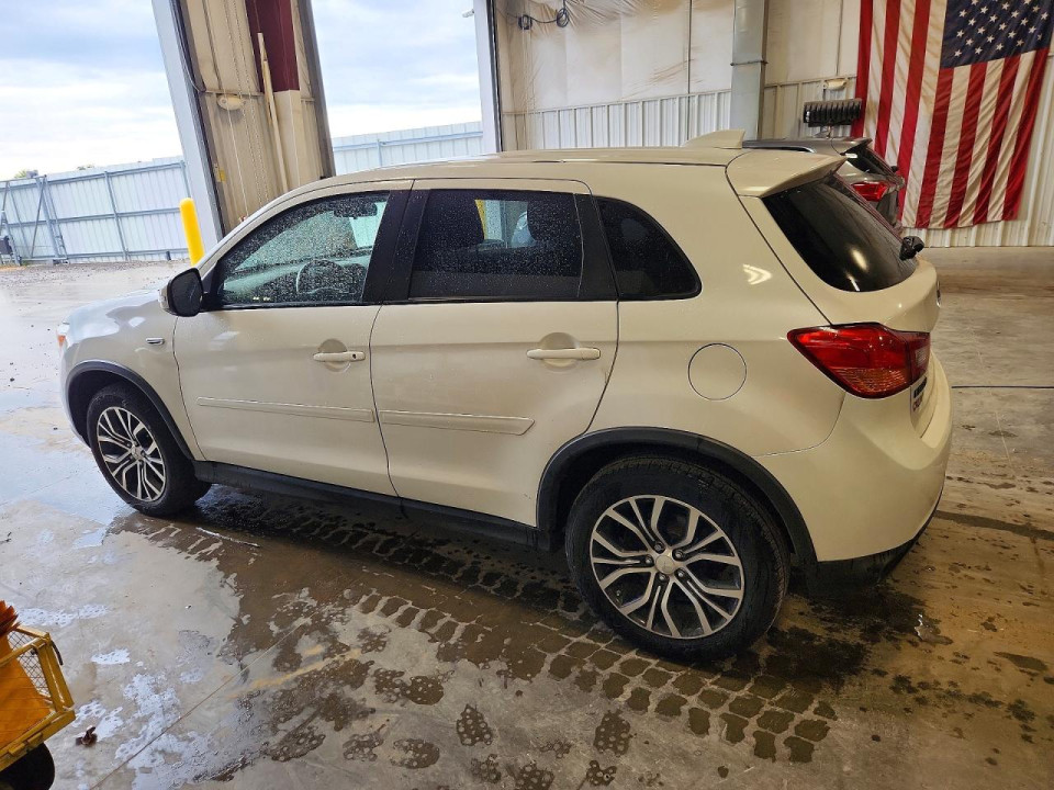 Mitsubishi OUTLANDER 2017 — Copart