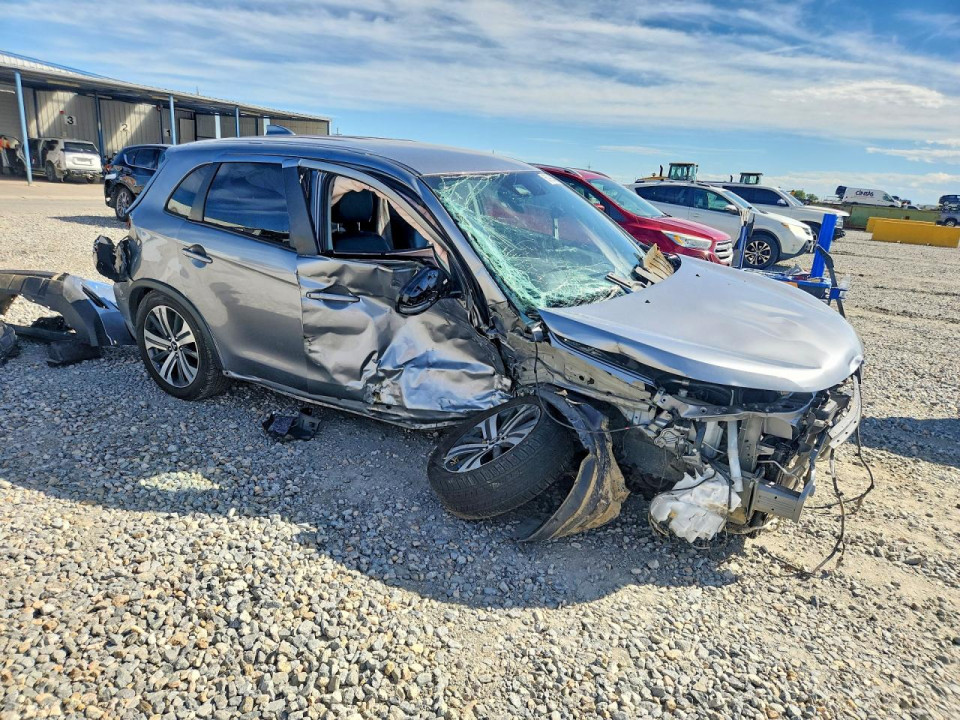 Mitsubishi OUTLANDER 2024 — Copart