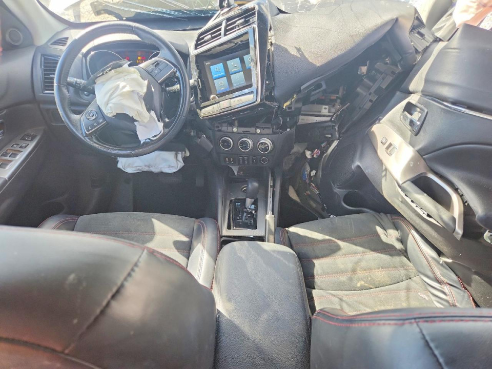 Mitsubishi OUTLANDER 2024 — Copart
