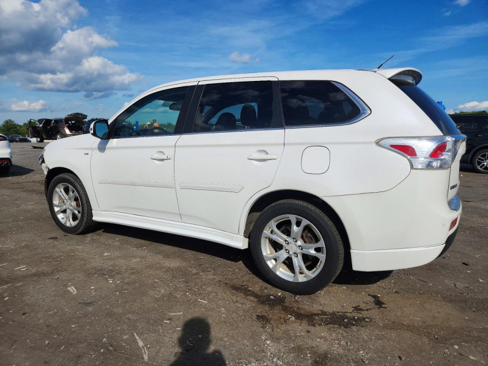 Mitsubishi OUTLANDER 2014 — Copart
