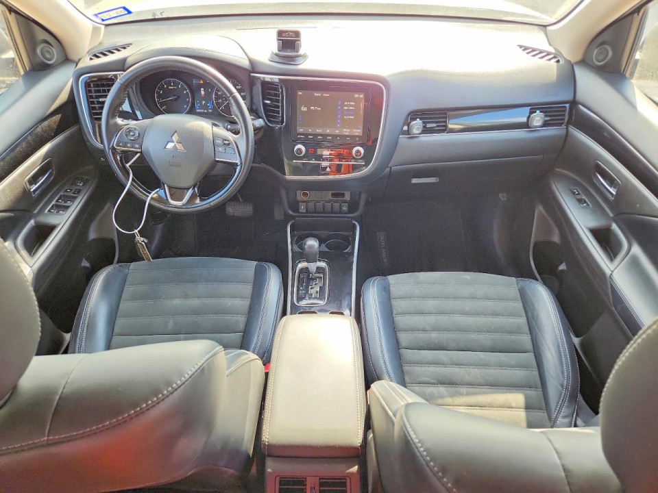Mitsubishi OUTLANDER 2020 — Copart