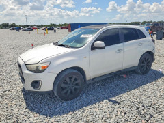 Mitsubishi OUTLANDER 2015 — Copart