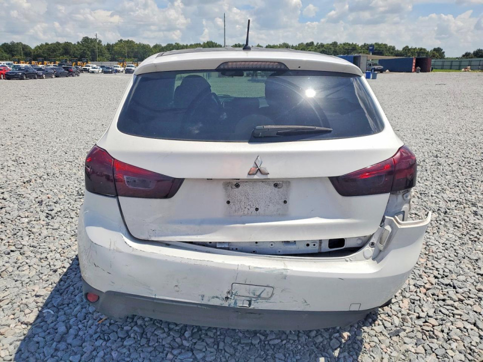 Mitsubishi OUTLANDER 2015 — Copart