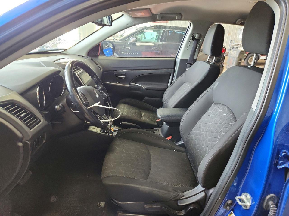 Mitsubishi OUTLANDER 2020 — Copart